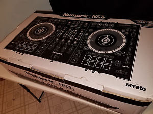 Numark NS7II Digital DJ Controller
