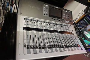 Yamaha TF3 24 Channel 48 Input Digital Mixer