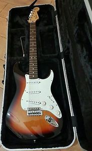 Fender Mexican Standard Stratocaster 2015 W/ Upgrades + Hard Case