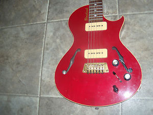 GIBSON BLUESHAWK  1997--ALL ORIGINAL--GREAT SOUND