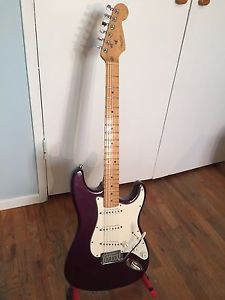 1998 Fender Stratocaster American Electric Guitar, Rare Plum w/hardshell case