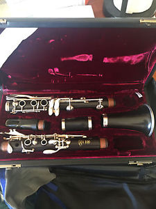 YCL 650 Proffessional Clarinet w/ Extras