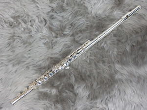 Altus A907E Used Flute w/ Hard case