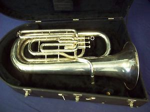 BEAUTIFUL BOOSEY & HAWKES (BESSON 700) PROFESSIONAL SILVER TUBA + CASE