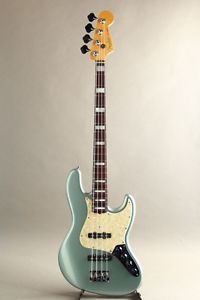 FENDER CUSTOM SHOP Custom Classic Jazz Bass Ice Blue Metallic w/hard case #R1608