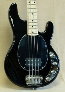 ERNIE BALL MUSICMAN STINGRAY 4 STRING ELECTRIC BASS