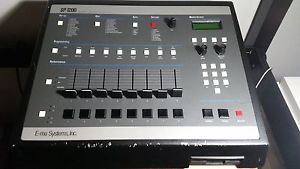 E-MU SP-1200 - Vintage Sampling Drum Machine Emu SP1200 - Read description