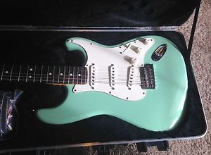 Fender American Stratocaster . No Reserve !