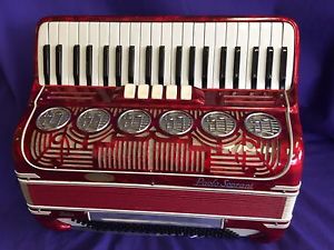 PAOLO SOPRANI. FULL SIZE ACCORDION 3/5 SETS OF REEDS LMM