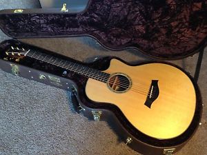 2009 Taylor GT6 Baritone Acoustic-Electric Guitar - Natural  w/ Hard Case