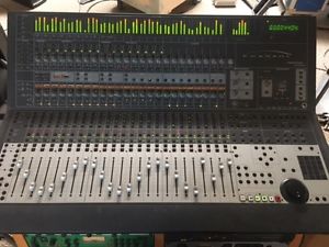 Digidesign Control 24 Protools Mixing Surface w / Focusrite Preamps