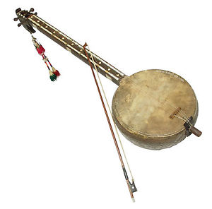 traditional folk musical instrument Afghanistan Saz Ghichak kamantsche Sarida /3