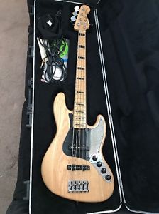 Fender American Deluxe jazz bass 5 (string) - Natural Wood Body