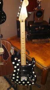 Buddy Guy Polka Dot Fender Strat Guitar with Fender Soft Sided Case