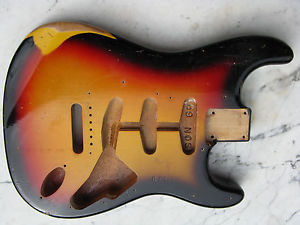 USA Fender Stratocaster body custom shop 1969, alder sunburst Strat relic CS