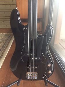 Fender Tony Franklin Precision Fretless Bass