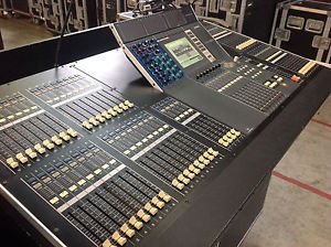 Yamaha M7CL-48 48Ch Digital Mixing Console + Ascot Road Case w Doghouse