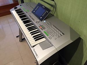 TECLADO YAMAHA TYROS 2