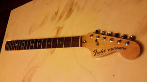 Vintage 1977 Fender Stratocaster Rosewood neck