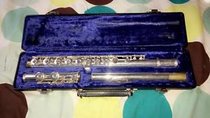5 STAR RATED Silver Open Hole Flute w/ Hard Case (PRICE CAN BE NEGOTIATED)