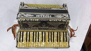 ANTIQUE PANETTA ACCORDION - SOPRANI INC.