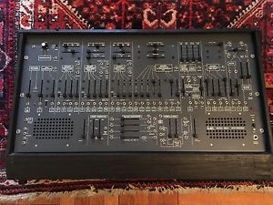 ARP 2600 Keyboard Synthesizer hr
