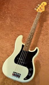 Fender Japan PB-38 -WHT w/soft case Free shipping Guitar Bass from Japan #E1061