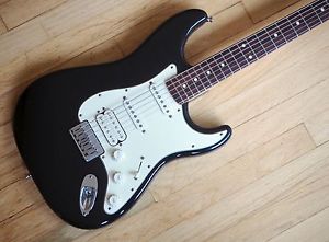2000 Fender Sub-Sonic Baritone Stratocaster Electric Guitar Black USA Bass VI