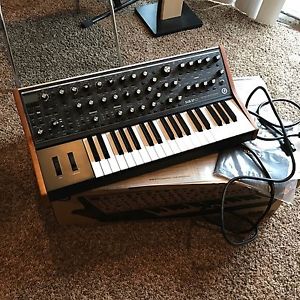 Moog Sub 37 Keyboard Synthesizer *mint