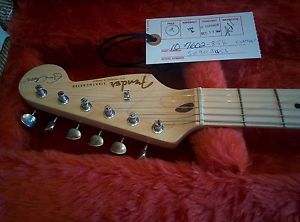 1991 FENDER STRATO ERIC CLAPTON SIGNATURE TORINO RED Intact from collection !!!!