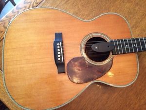 Martin Standard 000-28 Acoustic Guitar  1954  excellent condition