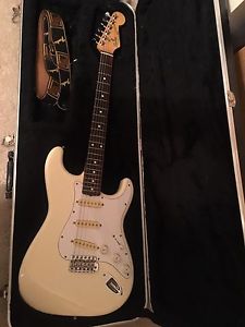 1984-1987 Squier By Fender Stratocaster Electric Guitar, Made In Japan. *EUC*
