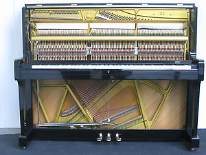 Yamaha U1 - 121 cm in schwarz  - mit Softtop u.. Moderator - REHA-PIANO-AURICH -