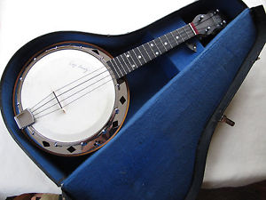 STUNNING ORIGINAL DALLAS D GEORGE FORMBY BANJOLELE UKELELE BANJO WITH CASE 1930s