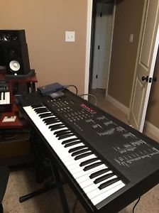 E-MU EMAX II Sampling Keyboard