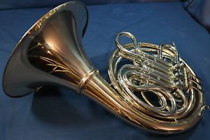 Conn 8DRS (8D with Rose Brass Screw Bell) Double French Horn w/Case, Mouthpiece