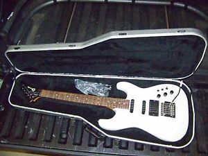 1986 Charvel Model 4 Guitar - White - VERY NICE!