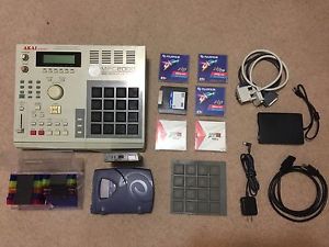 Akai MPC 2000 w/8 Outs, USB Emulator, Zip Drive & More!!!