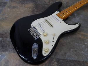 Fender Stratocaster Used  w/ Hard case FREE SHIPPING