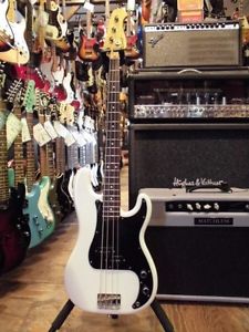 CoolZ ZPB-1R White Electric Bass Guitar Free Shipping from JAPAN