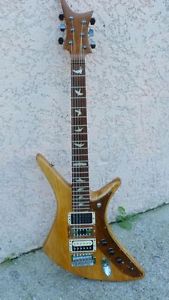 Superbe guitare de luthier  X79 en Ramin  micros ARtec/Entwitle/Seymour Duncan