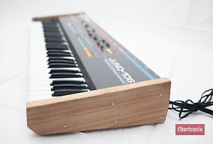 Roland juno 106 vintage analog synth CHECKED AND PRO SERVICED  Ship Worldwide  