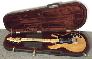 VNice  Peavey USA Vintage T60 Electric w Original Hard Case