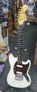 Fender Japan MG66-65 Mustang Vintage White FREESHIPPING/123