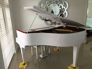 White High Gloss Baby Grand Piano