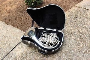Olds Double French Horn FH-58 IS  with Case  WOW!!! AWESOME MINT!!!!!!