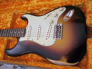 RARE FENDER MASTERBUILT JOHN CRUZ '63 STRATOCASTER GUITAR