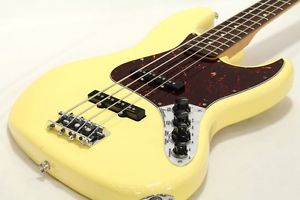 Fender Deluxe Active Jazz Bass Vintage White Bass guitar free shipping