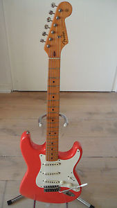 1989 USA Fender Vintage '57 Reissue Stratocaster Red Shadows