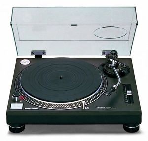 Technics SL-1210 MK2 - Turntable - new sealed product.